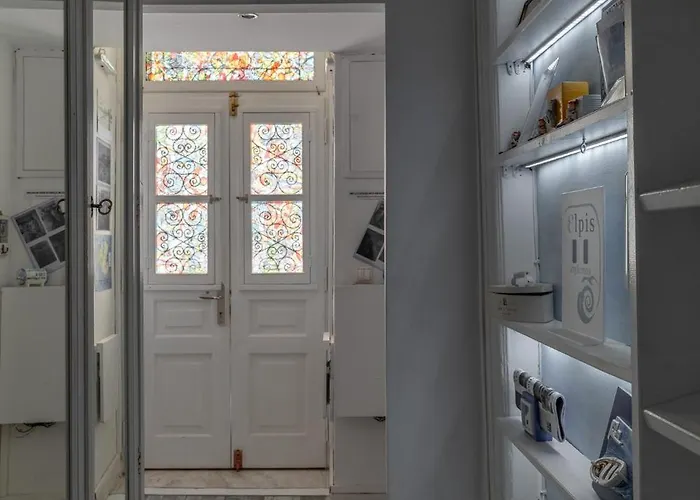 Elpis Mykonos - Delos Port Apartman *