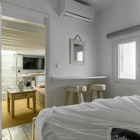 Elpis Mykonos - Delos Port Apartman *