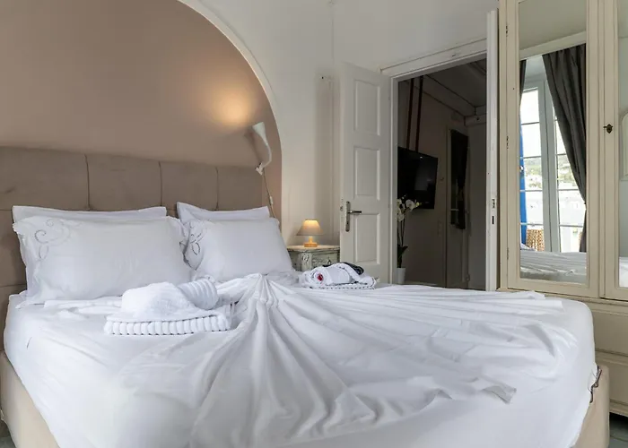 Elpis Mykonos - Delos Port * Mykonos Town